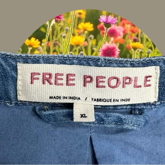 Free People Denim Dragonfly Tie Front Jacket. Size: XL - Picture 4 of 13